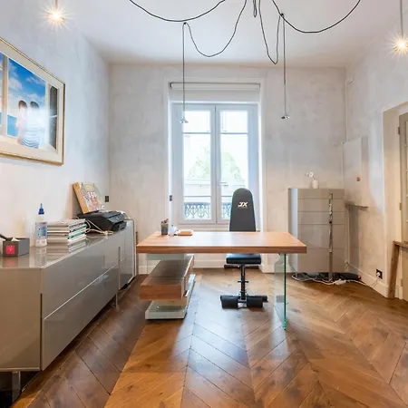 Passy Spacieux 2 Balcon