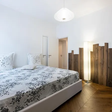 Passy Spacieux 2 Balcon