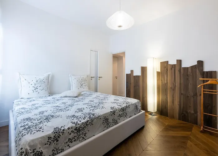 Passy Spacieux 2 Balcon