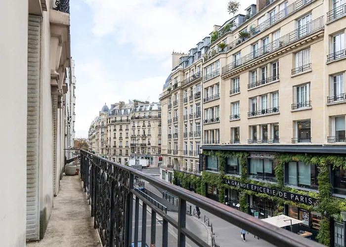 Passy Spacieux 2 Balcon *